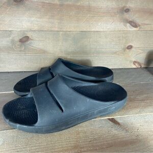 oofos ooahh slide mens size 9 shoes black rubber slip on recovery sandals